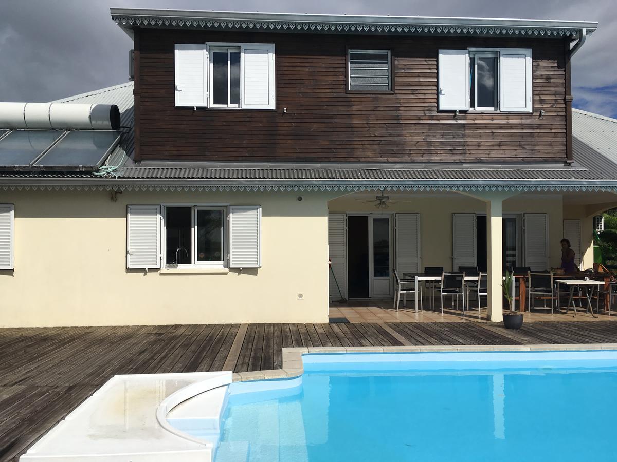 La Pointe Au Corail Bed and Breakfast Sainte-Rose Exteriör bild